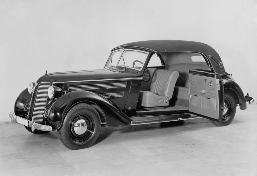  Audi 920 4-Fenster Cabriolet von Glaser 1938 года  (фото 4 из 4)